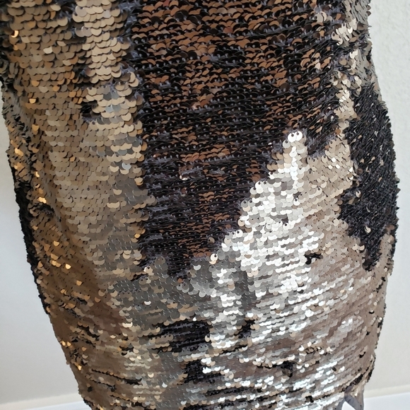 NBD dress with gold sequins size Small - Picture 2 of 8